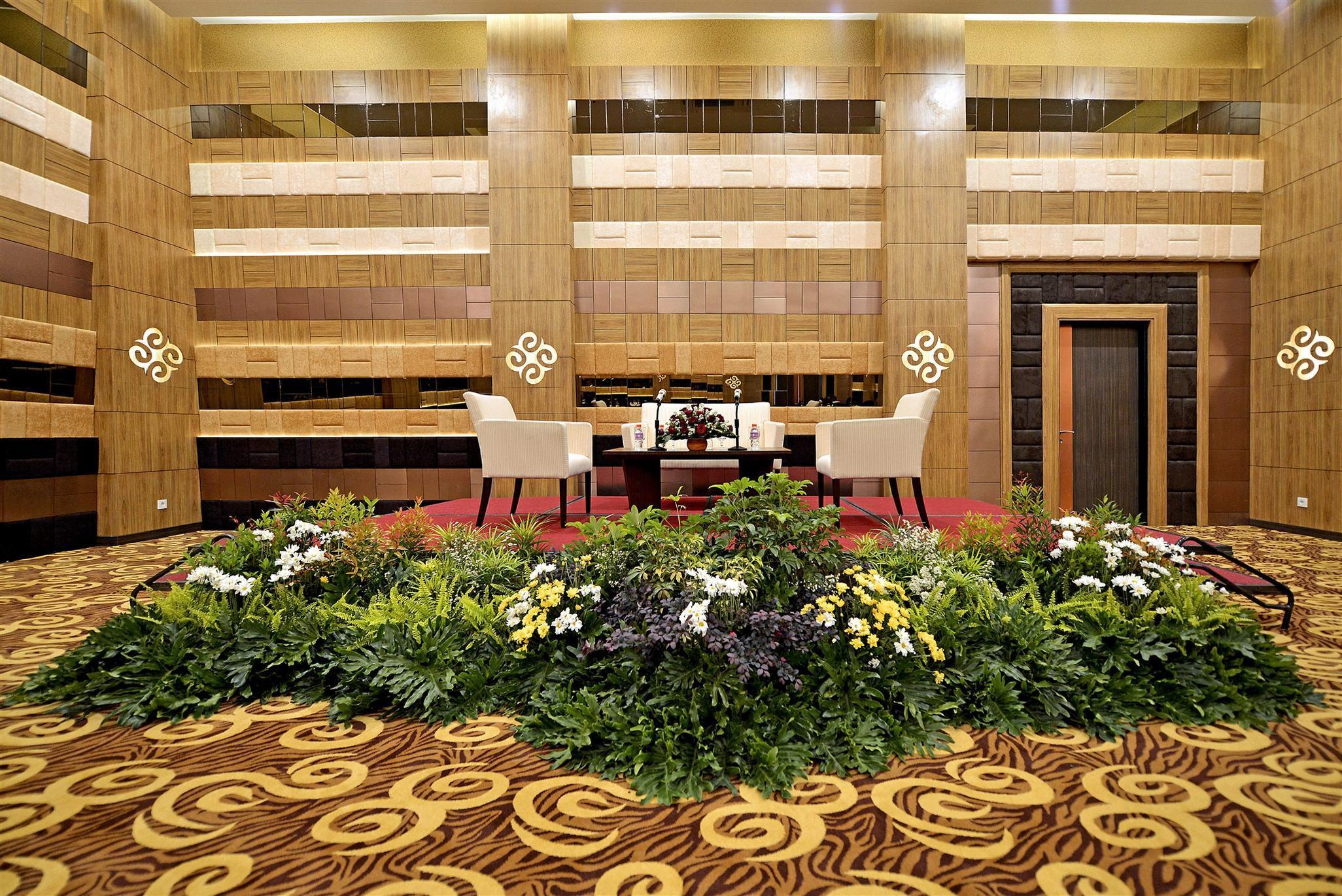 Grand Tjokro Jakarta Exterior foto